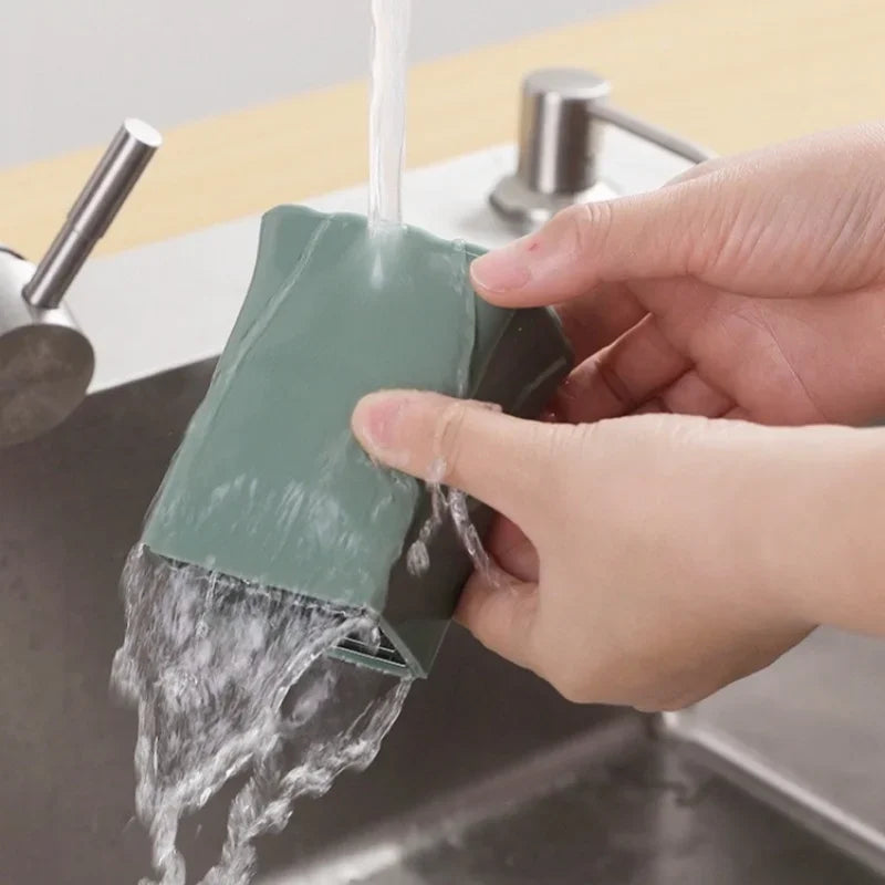 QuickSlicer: Multifunctional fruit and vegetable cutter