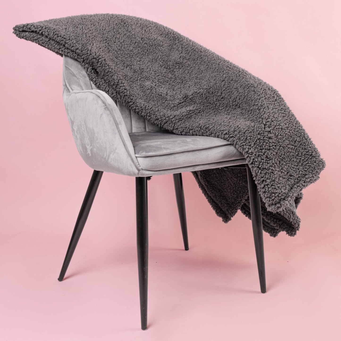 Waterproof blanket for romantic couples